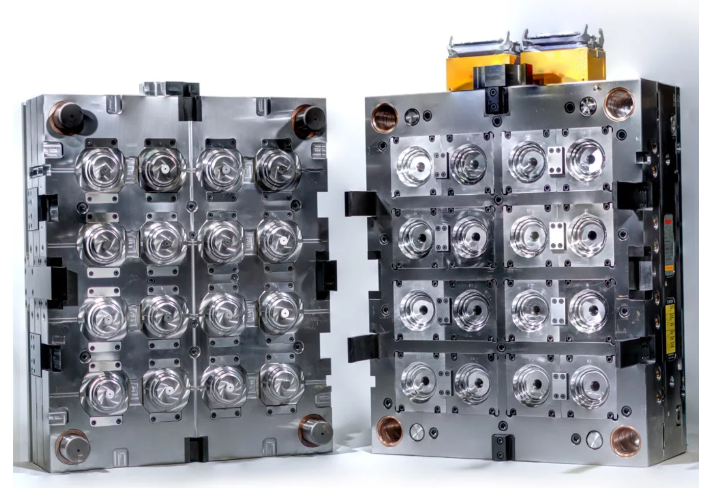 Custom injection molding solutions for highly efficient production processes